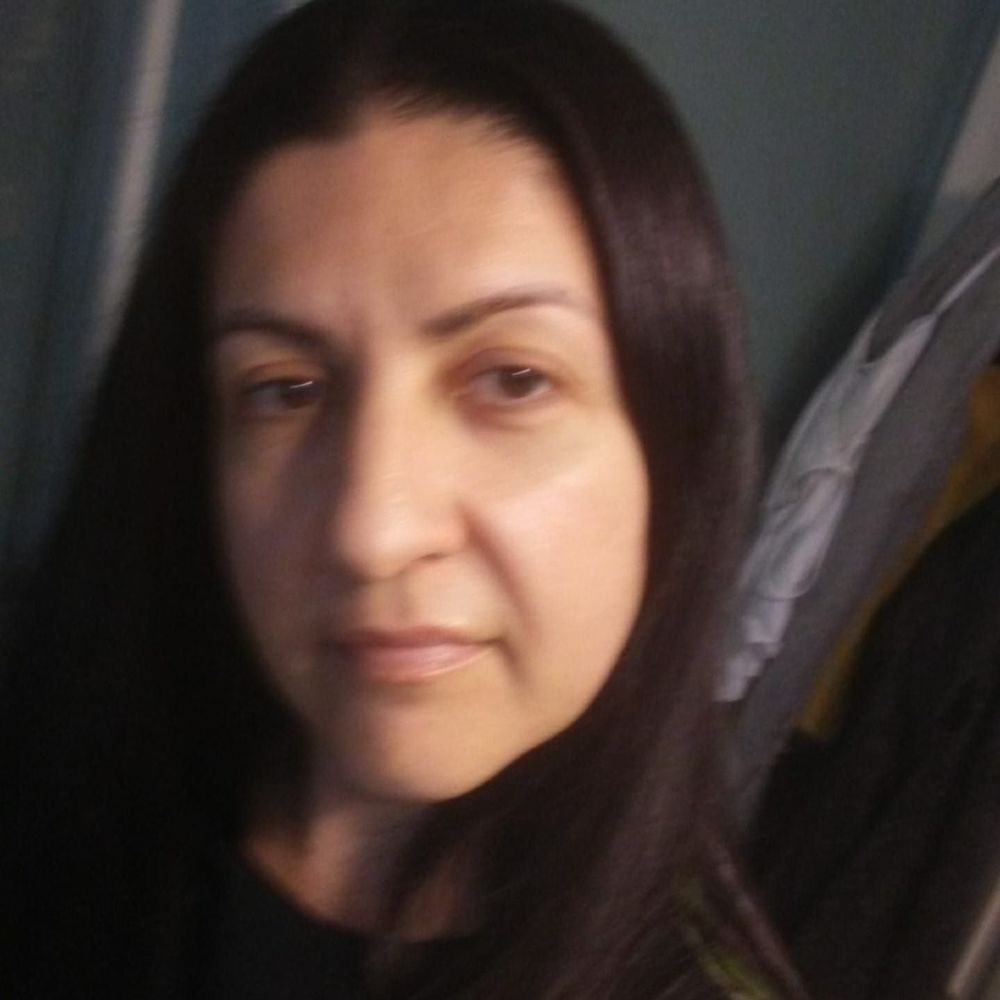 Meet your Posher, Ana